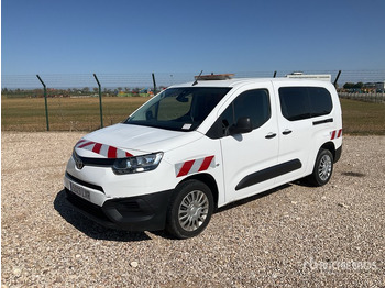 Minibús TOYOTA Proace