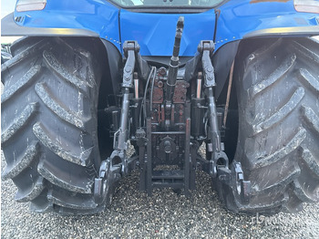 Tractor 2007 New Holland 8040 4WD Tractor: foto 4