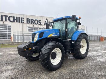 Tractor NEW HOLLAND T7000
