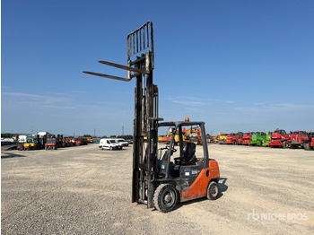Carretilla elevadora TOYOTA FDF 25