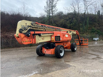 Plataforma articulada JLG