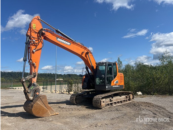 Excavadora de cadenas DOOSAN DX235