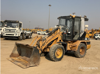 Cargadora de ruedas CATERPILLAR 906