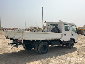 Camión caja abierta 2010 Mitsubishi Canter 4x2 Crew Cab Flatbed Truck: foto 4