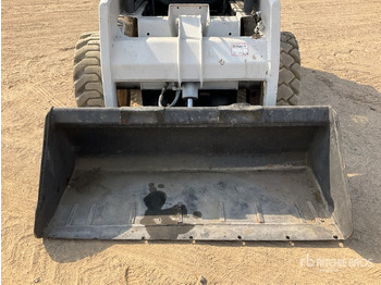 Minicargadora Bobcat S130 Skid Steer Loader: foto 5