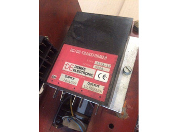 Válvula hidráulica para Equipo de manutención Hydraulic control valve for Linde E15, Series 324: foto 3 Válvula hidráulica para Equipo de manutención Hydraulic control valve for Linde E15, Series 324: foto 3