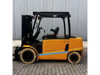 Carretilla elevadora eléctrica Hyundai HX50B-9: foto 2 Carretilla elevadora eléctrica Hyundai HX50B-9: foto 2