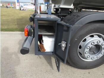 Camión cisterna VOLVO FM: foto 4 Camión cisterna VOLVO FM: foto 4