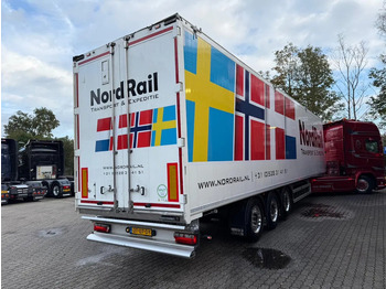 Leasing de kraker 2X K-Force 92m3 Alcoa SAF Tyrepilot Liftas 8MM Cargo Floor kraker 2X K-Force 92m3 Alcoa SAF Tyrepilot Liftas 8MM Cargo Floor: foto 2 Leasing de kraker 2X K-Force 92m3 Alcoa SAF Tyrepilot Liftas 8MM Cargo Floor kraker 2X K-Force 92m3 Alcoa SAF Tyrepilot Liftas 8MM Cargo Floor: foto 2