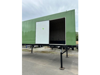 Caja cerrada Krone BDF-System, 7.450 mm lang, LACK NEU!: foto 2