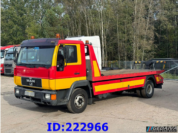 Grua de remolque autos MAN 12.224