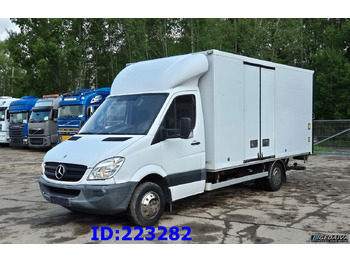 Camión caja cerrada MERCEDES-BENZ Sprinter 516