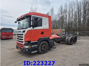 Camión chasis SCANIA R 520