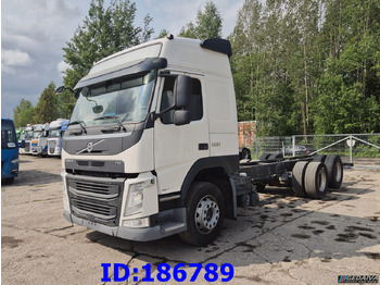 Camión chasis VOLVO FM13 500