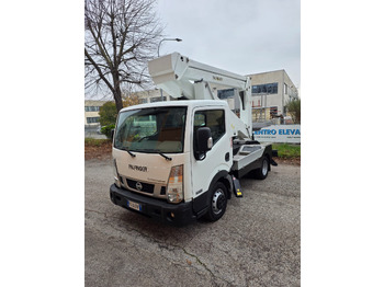 Camión con plataforma elevadora PALFINGER P 200 A: foto 5 Camión con plataforma elevadora PALFINGER P 200 A: foto 5