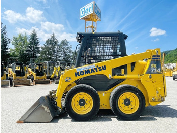 Minicargadora KOMATSU SK714
