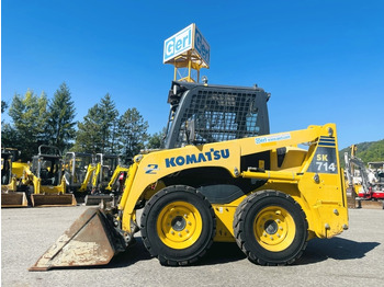 Minicargadora KOMATSU SK714