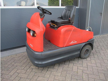 Remolcadora LINDE P60