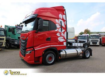 Cabeza tractora IVECO S-WAY
