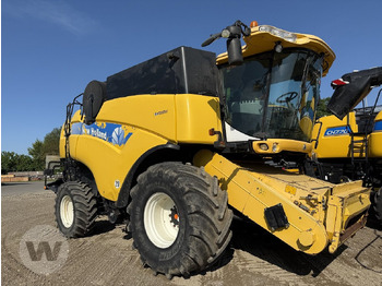 Cosechadora de granos NEW HOLLAND CX series