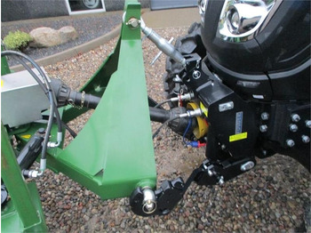 Leasing de Solis 60 Med frontlift, frontPTO og Thyregod kost  Solis 60 Med frontlift, frontPTO og Thyregod kost: foto 4