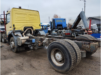 Camión chasis MERCEDES-BENZ ATEGO 1823: foto 2 Camión chasis MERCEDES-BENZ ATEGO 1823: foto 2