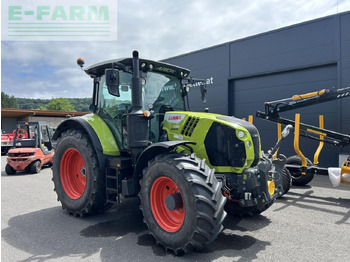 Tractor CLAAS Arion 530