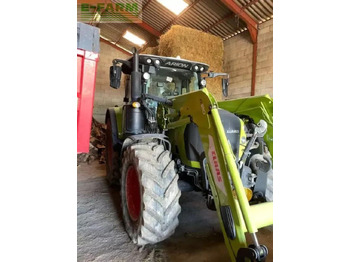 Tractor CLAAS Arion 530