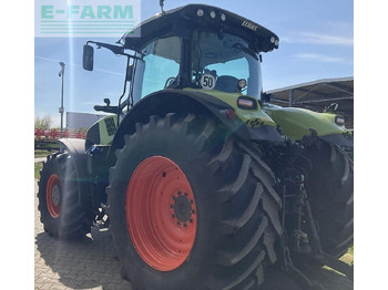 Tractor CLAAS Axion 830