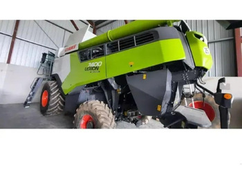 Cosechadora de granos CLAAS Lexion 740