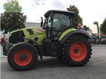 Tractor CLAAS Axion 830