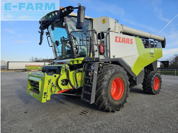 Cosechadora de granos CLAAS