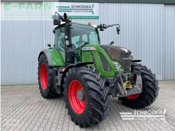 Tractor FENDT 720 Vario