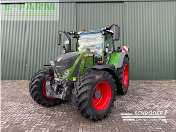 Tractor FENDT 724 Vario