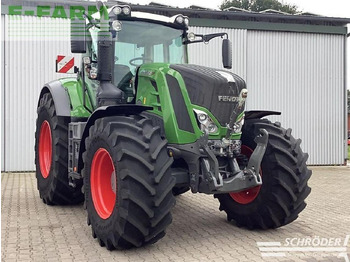 Tractor FENDT 826 Vario