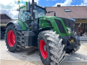 Tractor FENDT 828 Vario