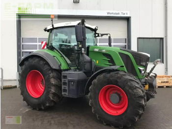 Tractor FENDT 828 Vario