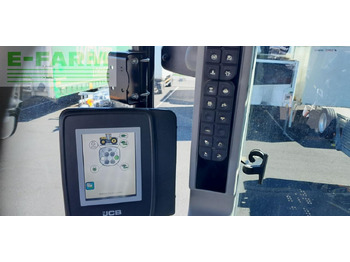 Tractor JCB 8330: foto 4