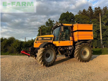 Tractor JCB