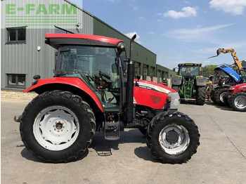Tractor McCORMICK
