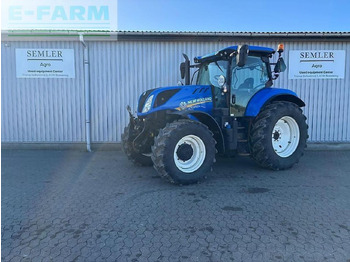 Tractor NEW HOLLAND T7