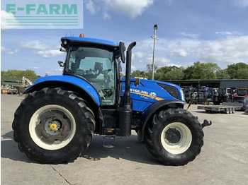 Tractor NEW HOLLAND T7