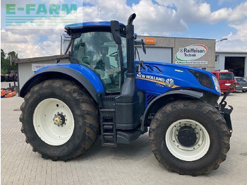 Tractor NEW HOLLAND T7