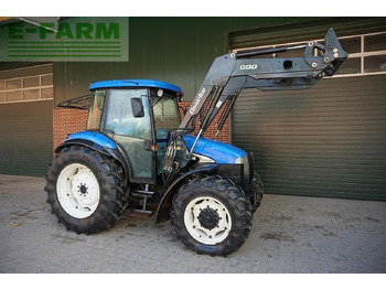 Tractor NEW HOLLAND TD80D