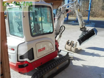 Miniexcavadora Takeuchi tb 225 ( 2.400kg ) mit hydr. verstellfahrwerk: foto 4