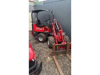 Miniexcavadora THALER