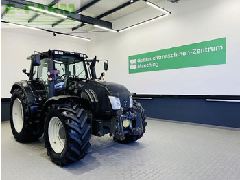 Tractor VALTRA T213