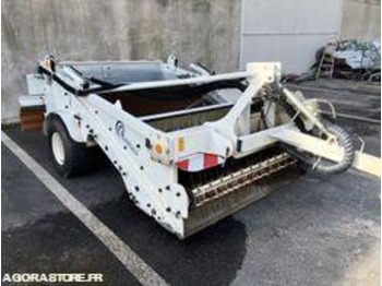 Leasing de  CRIBLEUR DE PLAGE TRACTÉ T160 N° de serie T067 CRIBLEUR DE PLAGE TRACTÉ T160 N° de serie T067: foto 5