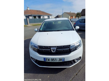 Coche DACIA
