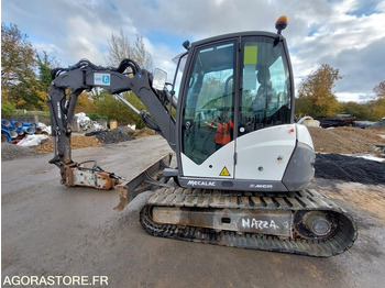 Excavadora MECALAC